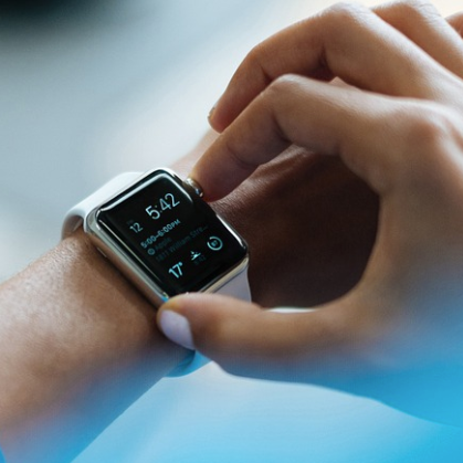 Podcast: Wearables Are Saving Human Lives. Can They Save Hospitals Too? 