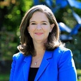 Katie Galbraith, Lankenau Medical Center president, talks about promoting women | Lessons for Leaders