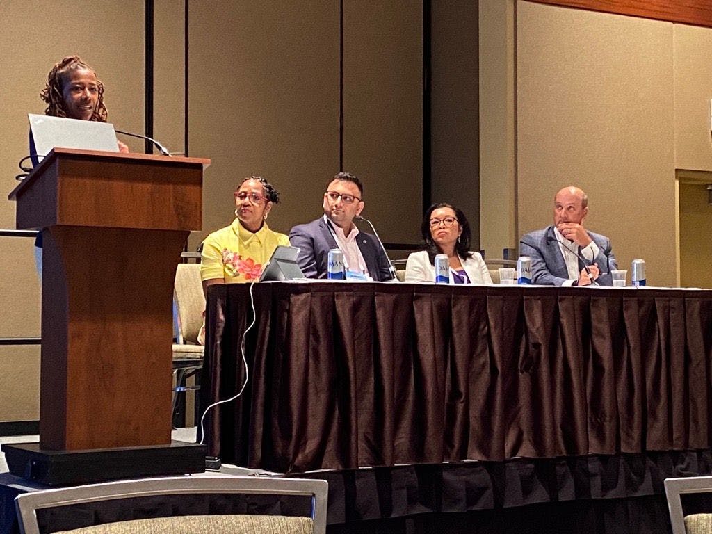 Hospital leaders discuss ways to improve health equity during the American Hospital Association Leadership Summit in July. (Photo: Ron Southwick) 