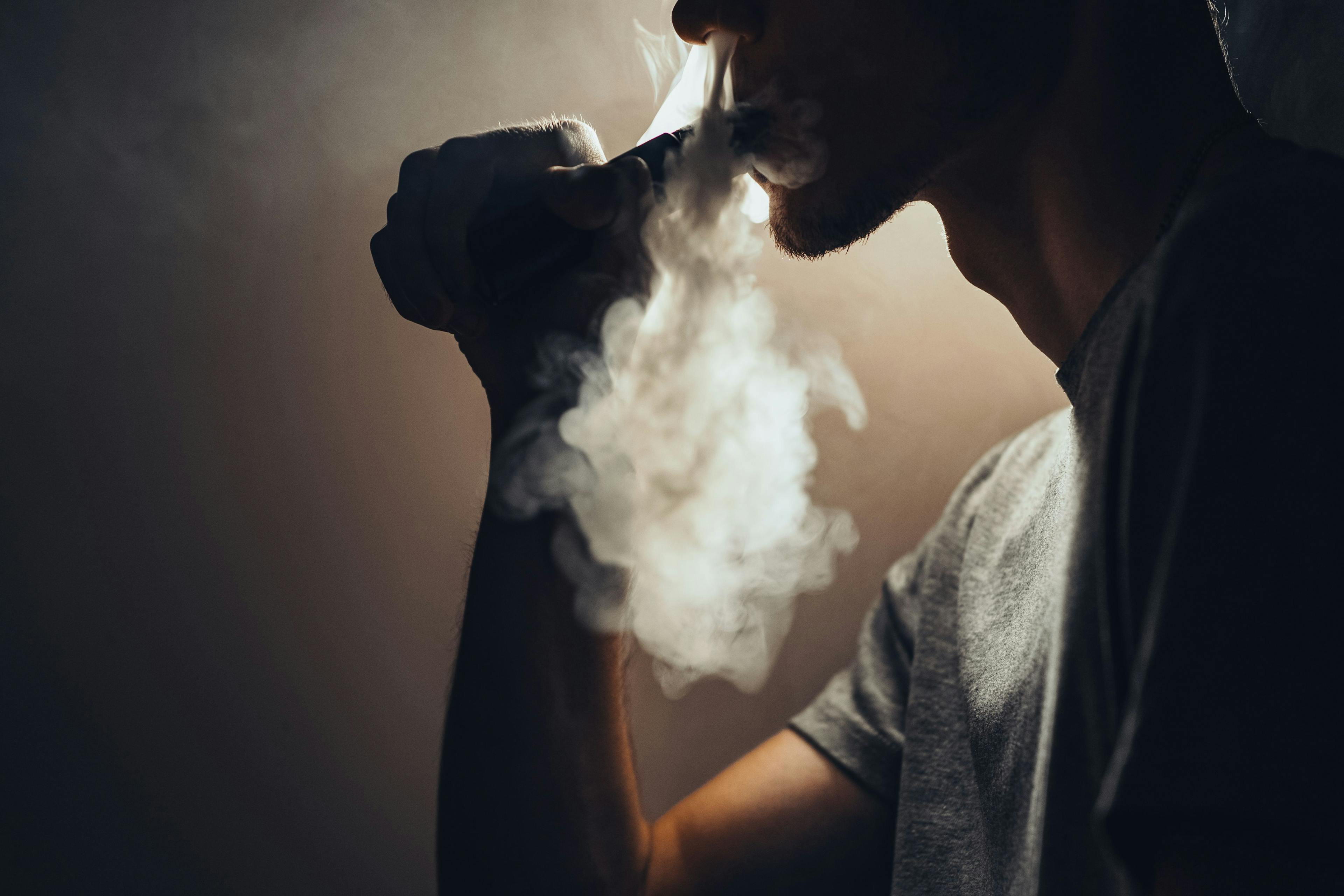 Vaping injuries raise risk of respiratory problems and other issues, study finds